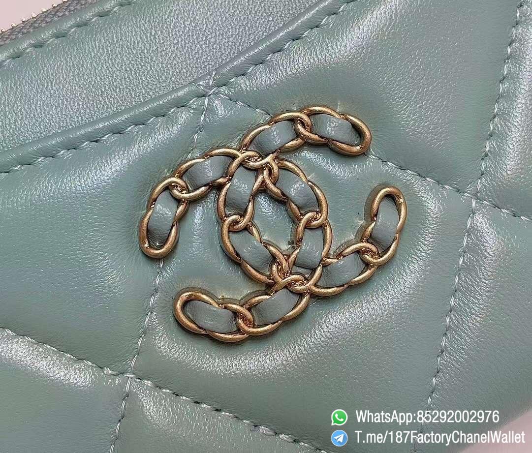 187 Factory Chanel Wallet 19 Zipped Card Holder Aqua Gold Tone Ruthenium Finish Metal 05 187 Factory Chanel Wallet 19 Zipped Card Holder Aqua Gold Tone Ruthenium Finish Metal 05