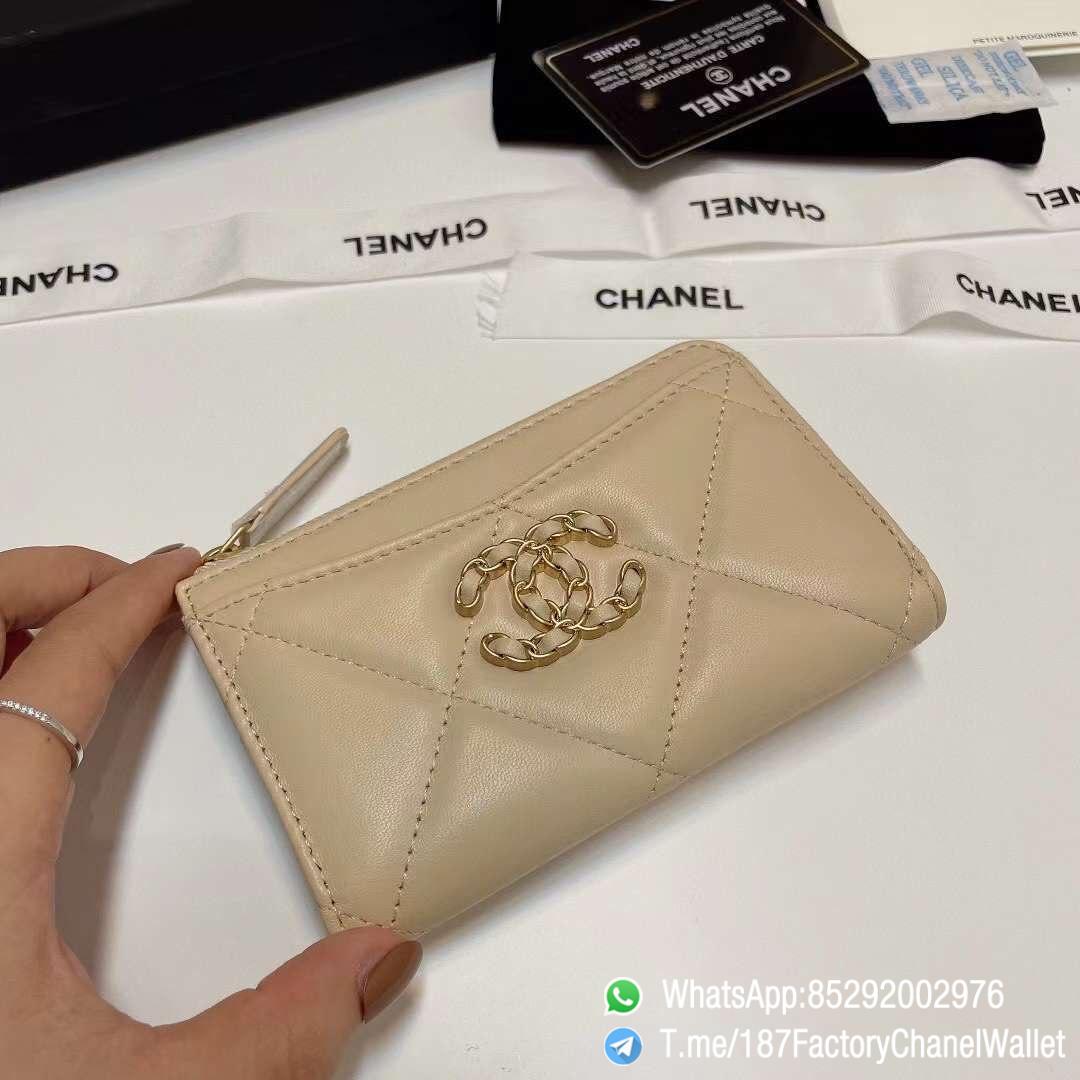 187 Factory Chanel Wallet 19 Zipped Card Holder Beige Gold Tone Ruthenium Finish Metal 04 187 Factory Chanel Wallet 19 Zipped Card Holder Beige Gold Tone Ruthenium Finish Metal 04