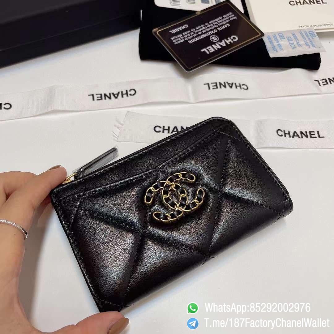 187 Factory Chanel Wallet 19 Zipped Card Holder Black Gold Tone Ruthenium Finish Metal 04 187 Factory Chanel Wallet 19 Zipped Card Holder Black Gold Tone Ruthenium Finish Metal 04
