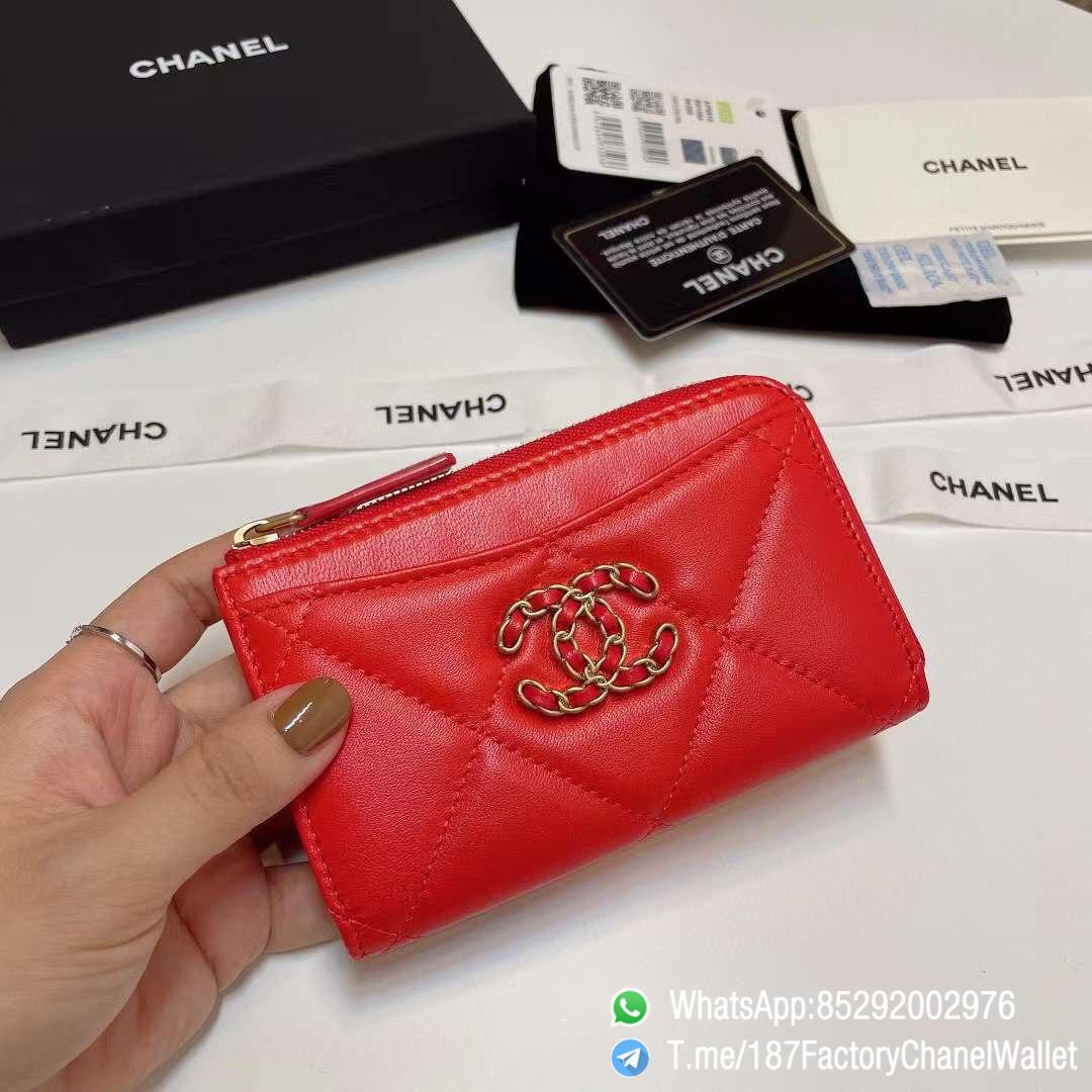 187 Factory Chanel Wallet 19 Zipped Card Holder Bright Red Gold Tone Ruthenium Finish Metal 01 187 Factory Chanel Wallet 19 Zipped Card Holder Bright Red Gold Tone Ruthenium Finish Metal 01