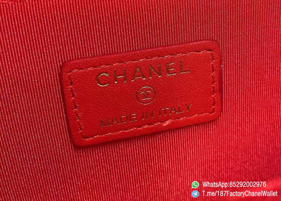 187 Factory Chanel Wallet 19 Zipped Card Holder Bright Red Gold Tone Ruthenium Finish Metal 08 187 Factory Chanel Wallet 19 Zipped Card Holder Bright Red Gold Tone Ruthenium Finish Metal 08