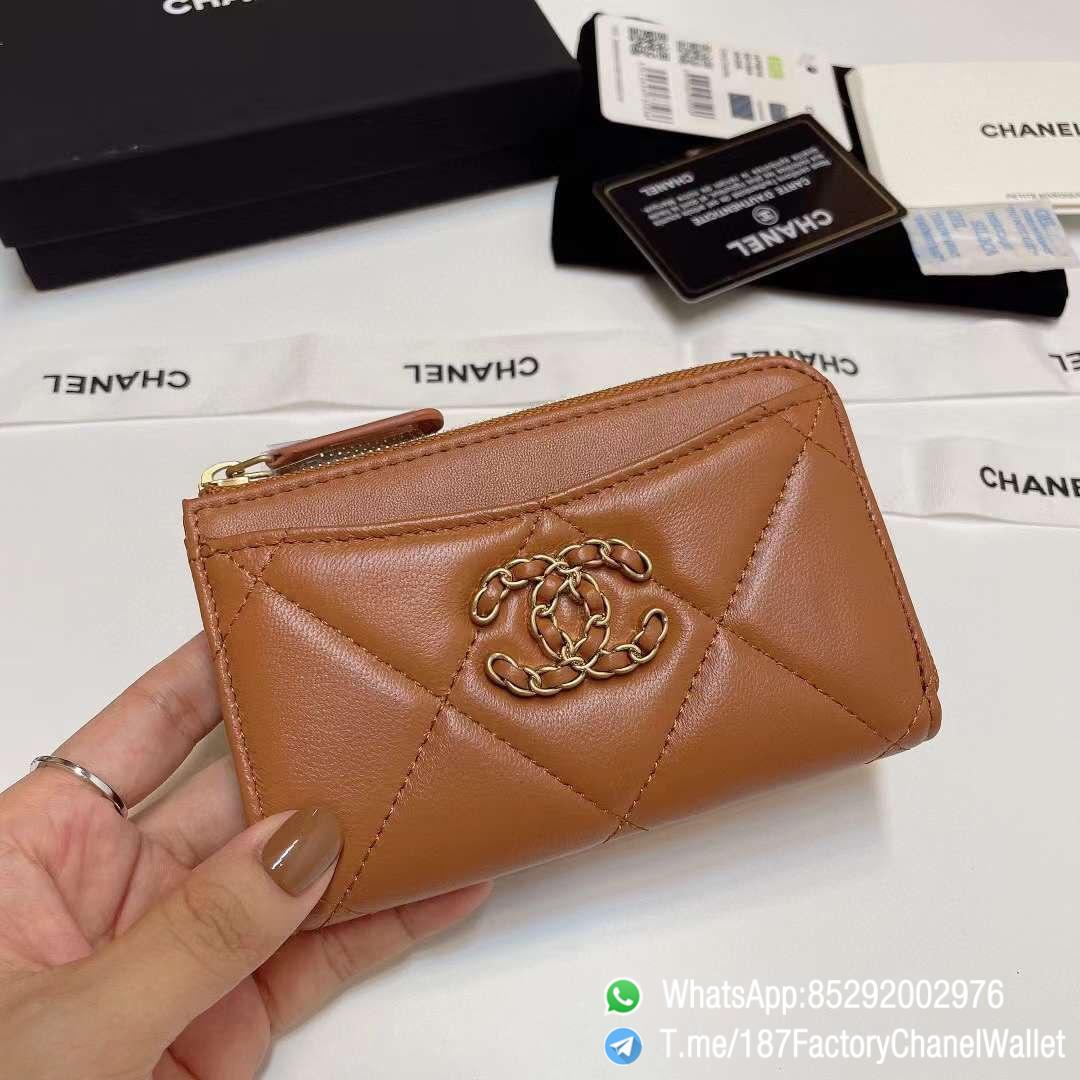 187 Factory Chanel Wallet 19 Zipped Card Holder Brown Gold Tone Ruthenium Finish Metal 01 187 Factory Chanel Wallet 19 Zipped Card Holder Brown Gold Tone Ruthenium Finish Metal 01