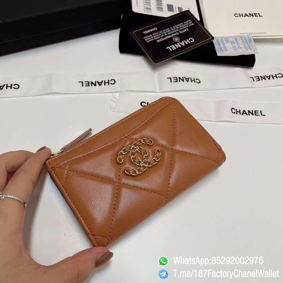 187 Factory Chanel Wallet 19 Zipped Card Holder Brown Gold Tone Ruthenium Finish Metal 03 187 Factory Chanel Wallet 19 Zipped Card Holder Brown Gold Tone Ruthenium Finish Metal 03