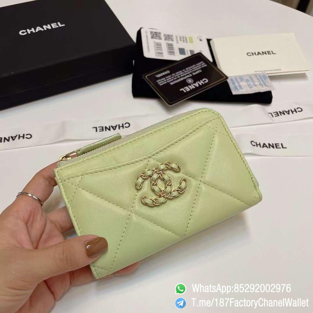187 Factory Chanel Wallet 19 Zipped Card Holder Cute Green Gold Tone Ruthenium Finish Metal 01 187 Factory Chanel Wallet 19 Zipped Card Holder Cute Green Gold Tone Ruthenium Finish Metal 01