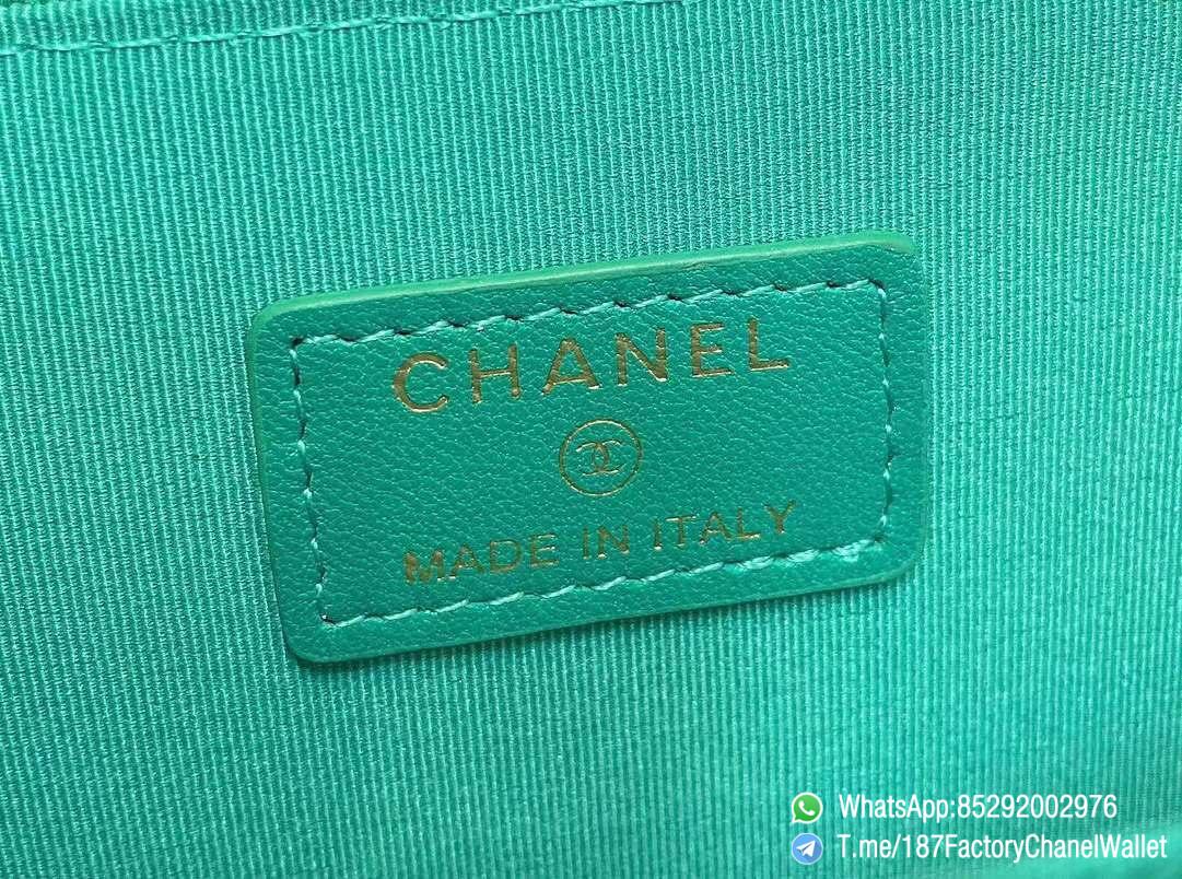 187 Factory Chanel Wallet 19 Zipped Card Holder Green Gold Tone Ruthenium Finish Metal 09 187 Factory Chanel Wallet 19 Zipped Card Holder Green Gold Tone Ruthenium Finish Metal 09