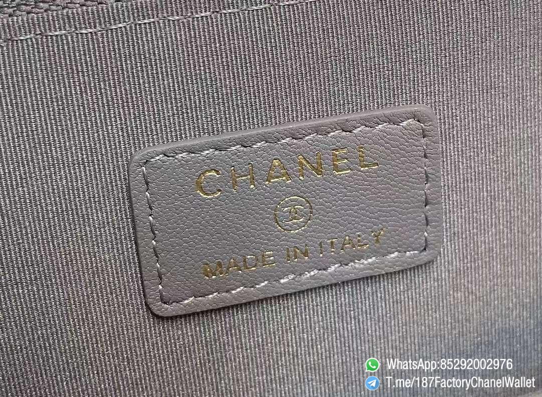 187 Factory Chanel Wallet 19 Zipped Card Holder Grey Gold Tone Ruthenium Finish Metal 09 187 Factory Chanel Wallet 19 Zipped Card Holder Grey Gold Tone Ruthenium Finish Metal 09