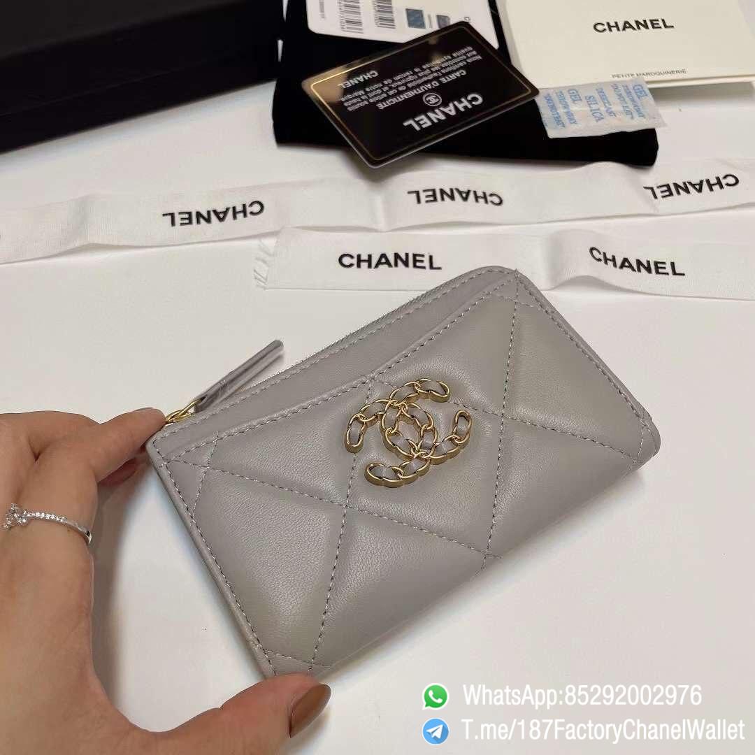 187 Factory Chanel Wallet 19 Zipped Card Holder Pearl Grey Gold Tone Ruthenium Finish Metal 03 187 Factory Chanel Wallet 19 Zipped Card Holder Pearl Grey Gold Tone Ruthenium Finish Metal 03