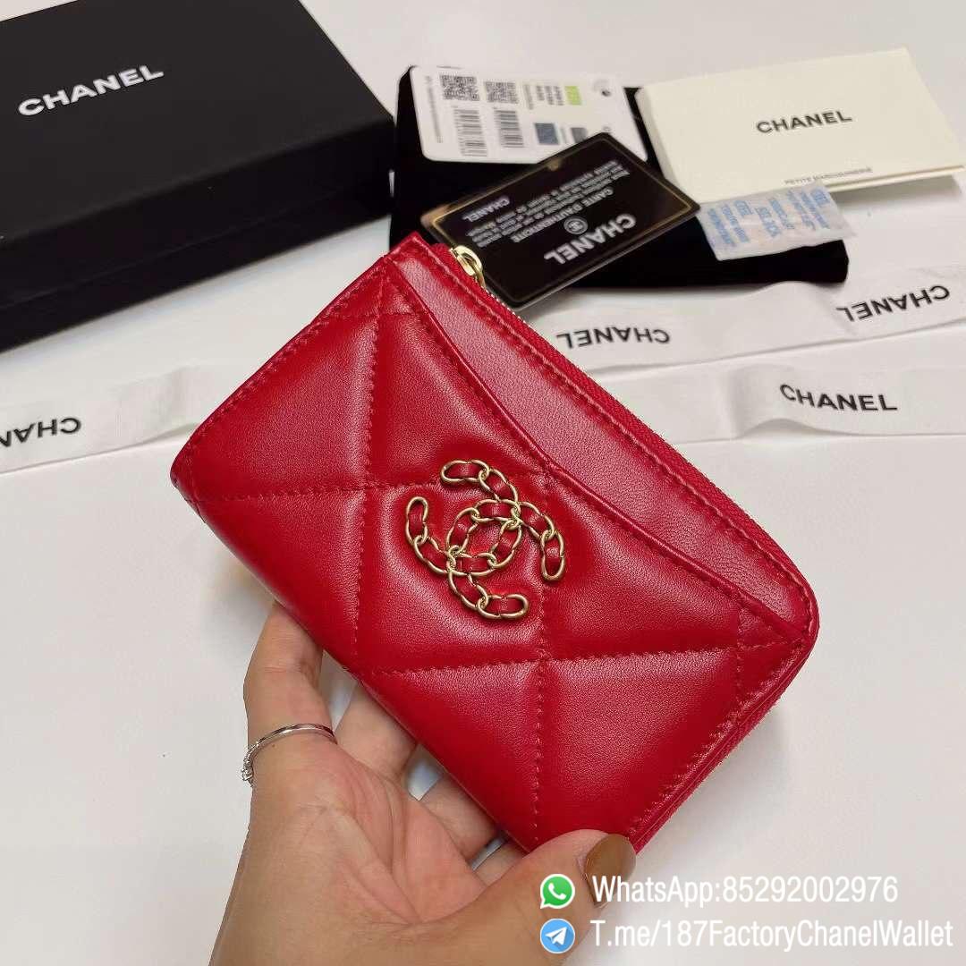 187 Factory Chanel Wallet 19 Zipped Card Holder Red Gold Tone Ruthenium Finish Metal 02 187 Factory Chanel Wallet 19 Zipped Card Holder Red Gold Tone Ruthenium Finish Metal 02