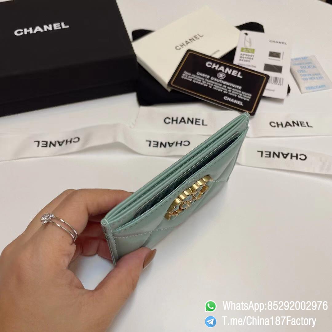 187 Factory Bags Chanel 19 Card Holder Aqua Green Shiny Lambskin Gold Tone Metal 05 187 Factory Bags Chanel 19 Card Holder Aqua Green Shiny Lambskin Gold Tone Metal 05