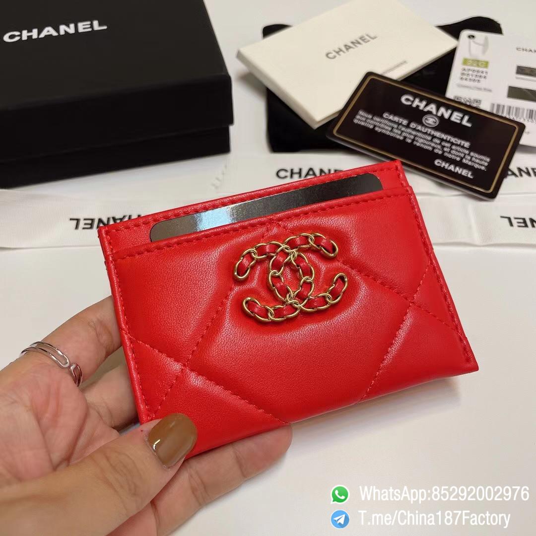 187 Factory Bags Chanel 19 Card Holder Bright Red Shiny Lambskin Gold Tone Metal 01 187 Factory Bags Chanel 19 Card Holder Bright Red Shiny Lambskin Gold Tone Metal 01