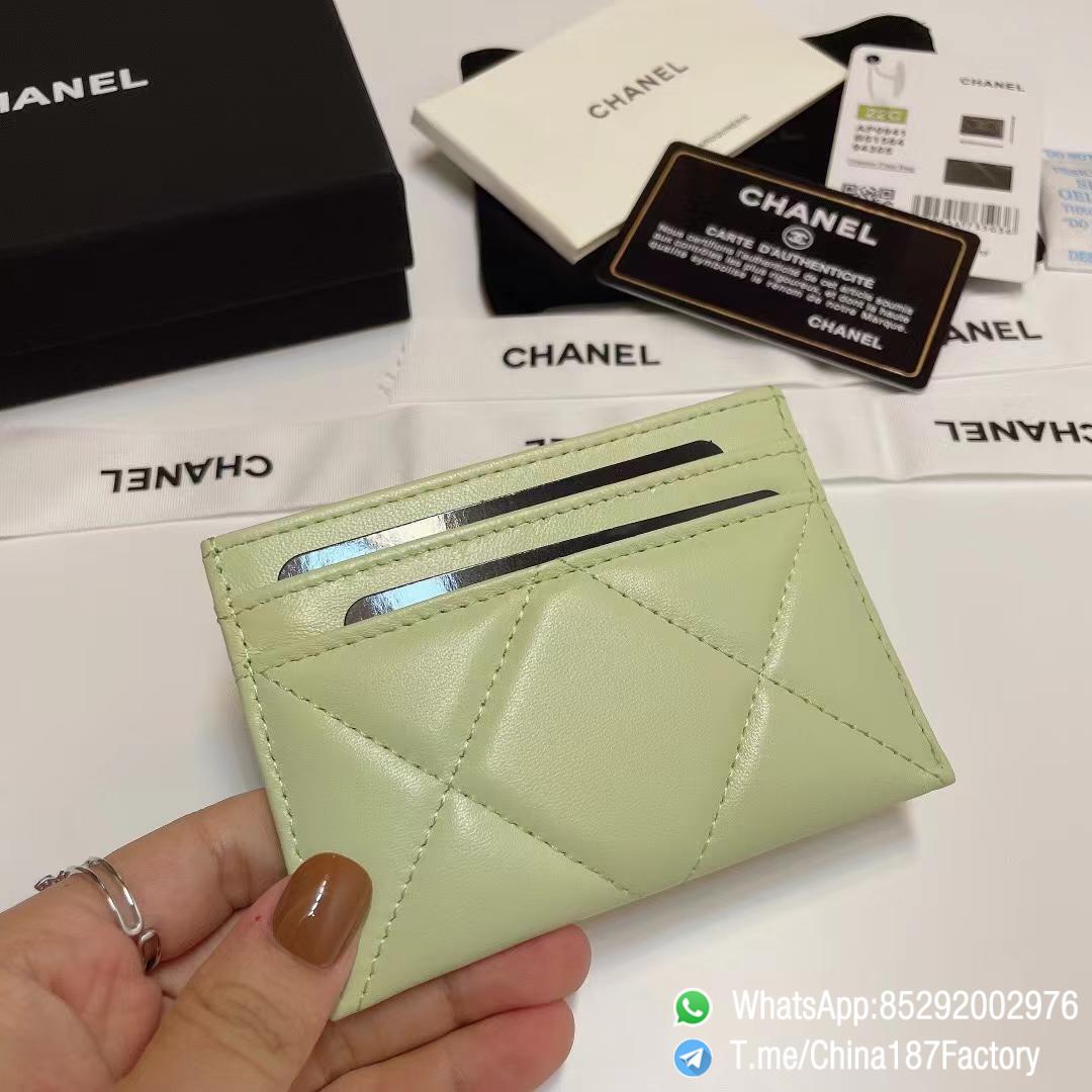 187 Factory Bags Chanel 19 Card Holder Cute Green Shiny Lambskin Gold Tone Metal 03 187 Factory Bags Chanel 19 Card Holder Cute Green Shiny Lambskin Gold Tone Metal 03