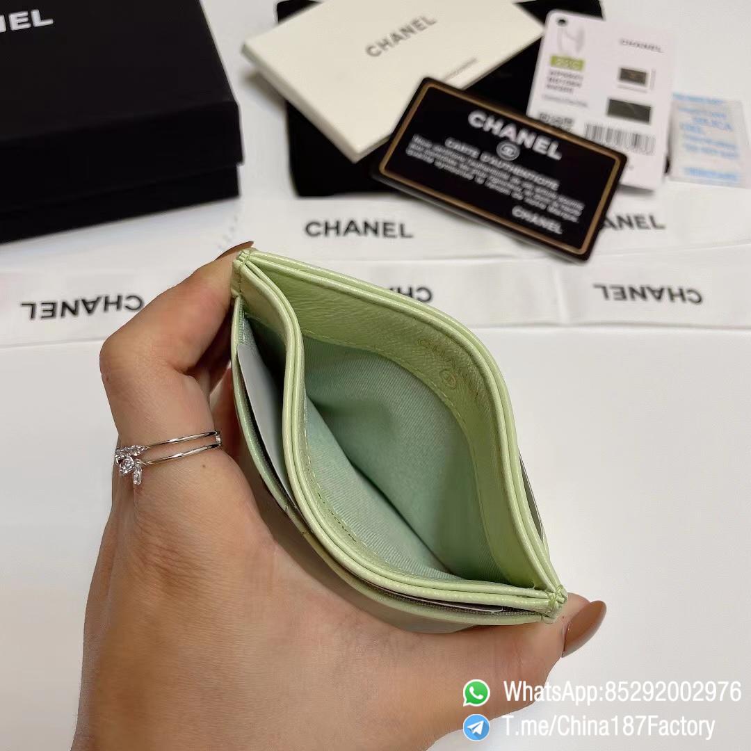 187 Factory Bags Chanel 19 Card Holder Cute Green Shiny Lambskin Gold Tone Metal 06 187 Factory Bags Chanel 19 Card Holder Cute Green Shiny Lambskin Gold Tone Metal 06