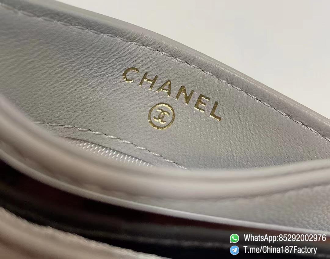 187 Factory Bags Chanel 19 Card Holder Pearl Grey Shiny Lambskin Gold Tone Metal 07 187 Factory Bags Chanel 19 Card Holder Pearl Grey Shiny Lambskin Gold Tone Metal 07