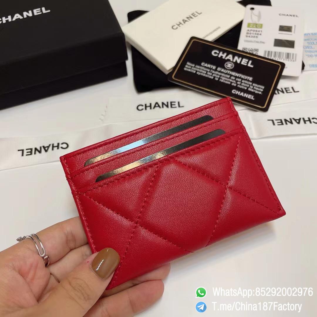 187 Factory Bags Chanel 19 Card Holder Red Shiny Lambskin Gold Tone Metal 03 187 Factory Bags Chanel 19 Card Holder Red Shiny Lambskin Gold Tone Metal 03