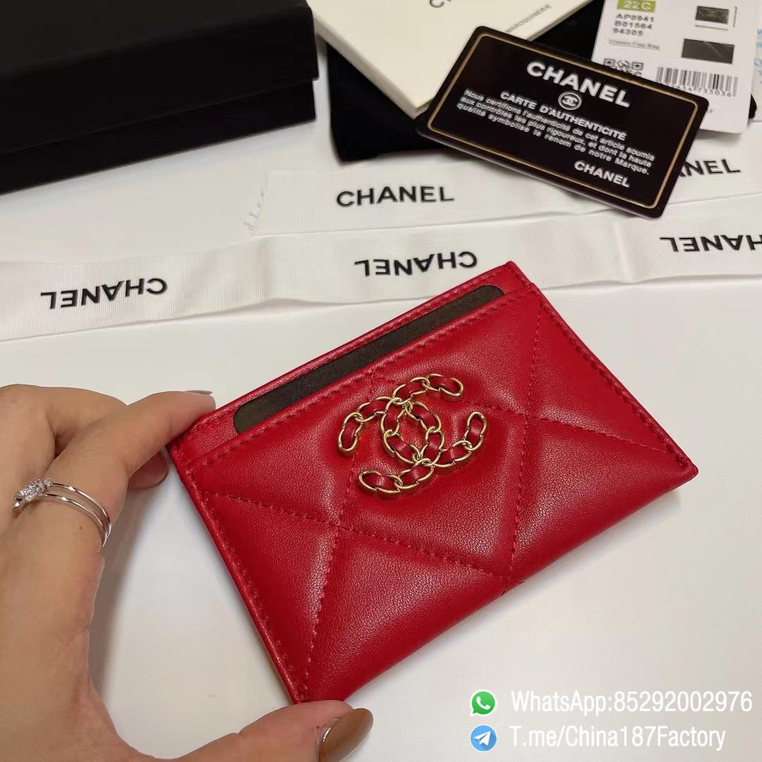 187 Factory Bags Chanel 19 Card Holder Red Shiny Lambskin Gold Tone Metal 04 187 Factory Bags Chanel 19 Card Holder Red Shiny Lambskin Gold Tone Metal 04