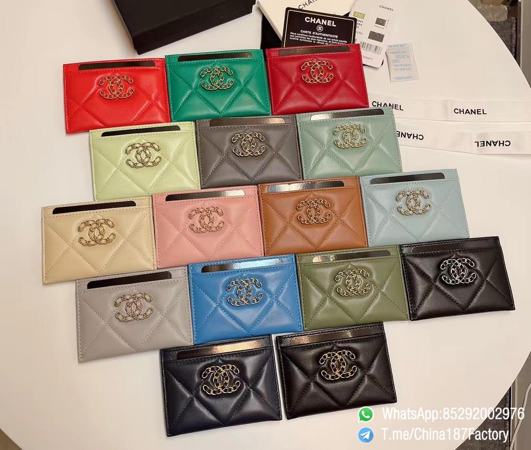 187 Factory Bags Chanel 19 Card Holder Shiny Lambskin Gold Silver Tone Metal 02 187 Factory Bags Chanel 19 Card Holder Shiny Lambskin Gold Silver Tone Metal 02