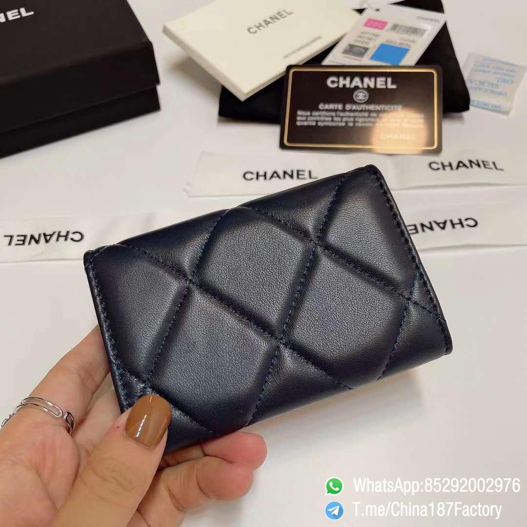 187 Factory Bags Chanel 19 Flap Card Holder Abysse Blue Shiny Lambskin Gold Tone Metal 03 187 Factory Bags Chanel 19 Flap Card Holder Abysse Blue Shiny Lambskin Gold Tone Metal 03