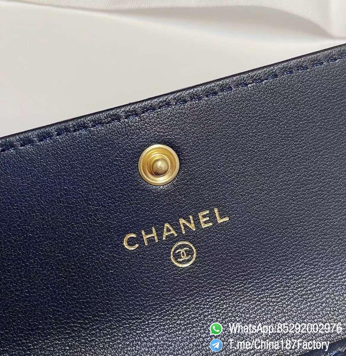 187 Factory Bags Chanel 19 Flap Card Holder Abysse Blue Shiny Lambskin Gold Tone Metal 08 187 Factory Bags Chanel 19 Flap Card Holder Abysse Blue Shiny Lambskin Gold Tone Metal 08