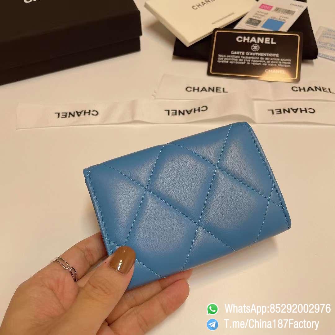 187 Factory Bags Chanel 19 Flap Card Holder Blue Shiny Lambskin Gold Tone Metal 03 187 Factory Bags Chanel 19 Flap Card Holder Blue Shiny Lambskin Gold Tone Metal 03