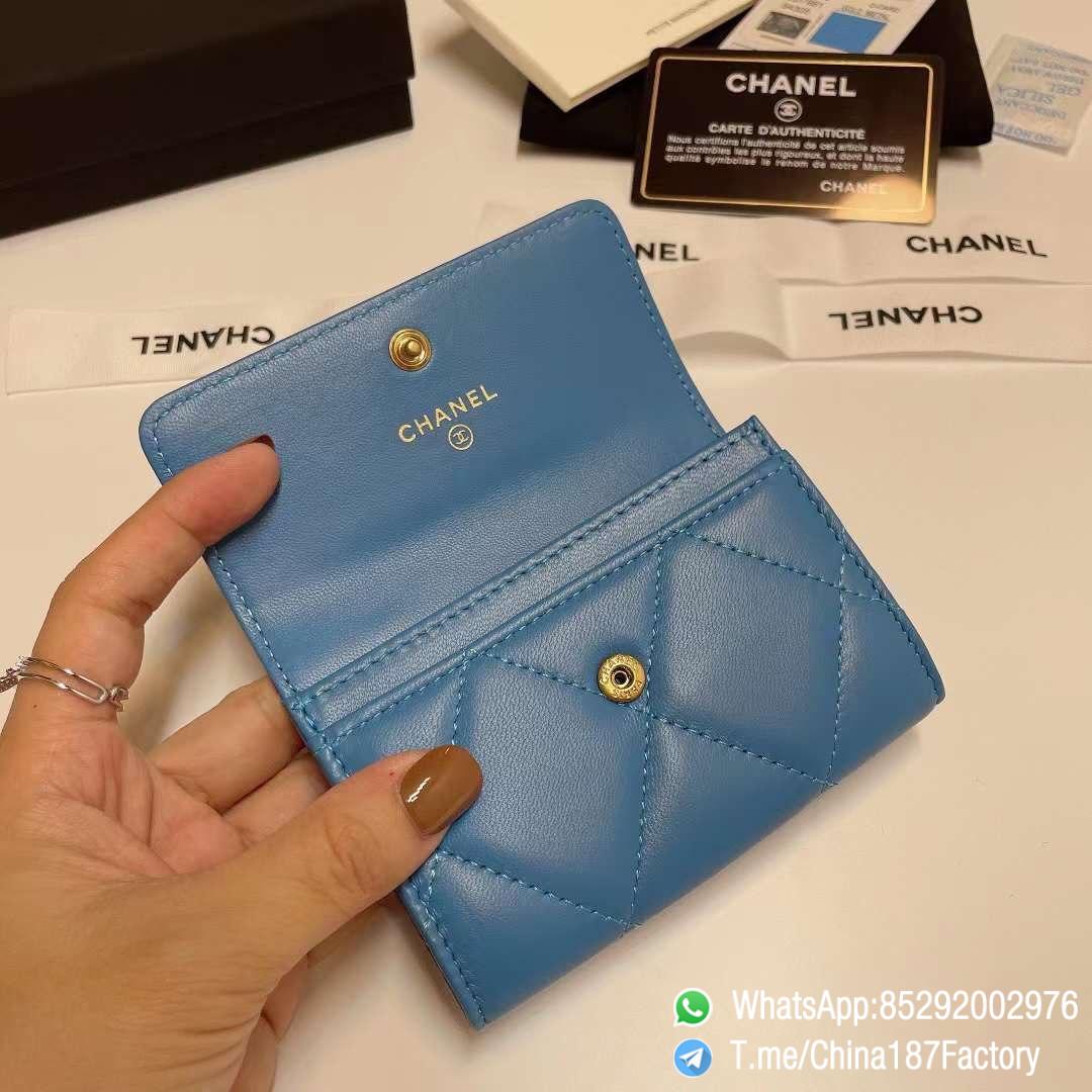 187 Factory Bags Chanel 19 Flap Card Holder Blue Shiny Lambskin Gold Tone Metal 06 187 Factory Bags Chanel 19 Flap Card Holder Blue Shiny Lambskin Gold Tone Metal 06