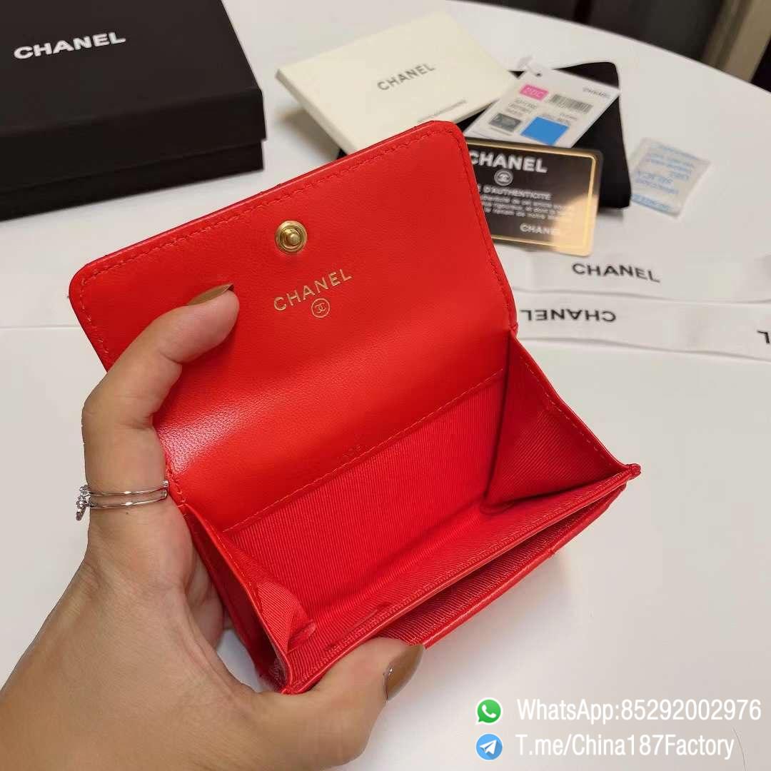 187 Factory Bags Chanel 19 Flap Card Holder Bright Red Shiny Lambskin Gold Tone Metal 07 187 Factory Bags Chanel 19 Flap Card Holder Bright Red Shiny Lambskin Gold Tone Metal 07