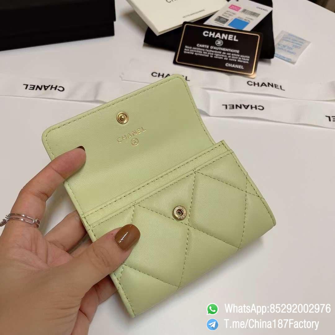 187 Factory Bags Chanel 19 Flap Card Holder Cute Green Shiny Lambskin Gold Tone Metal 06 187 Factory Bags Chanel 19 Flap Card Holder Cute Green Shiny Lambskin Gold Tone Metal 06