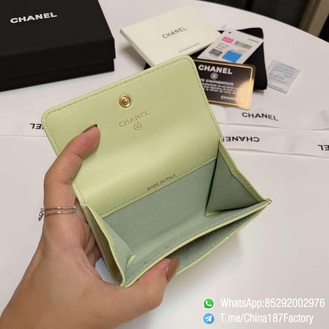 187 Factory Bags Chanel 19 Flap Card Holder Cute Green Shiny Lambskin Gold Tone Metal 07 187 Factory Bags Chanel 19 Flap Card Holder Cute Green Shiny Lambskin Gold Tone Metal 07