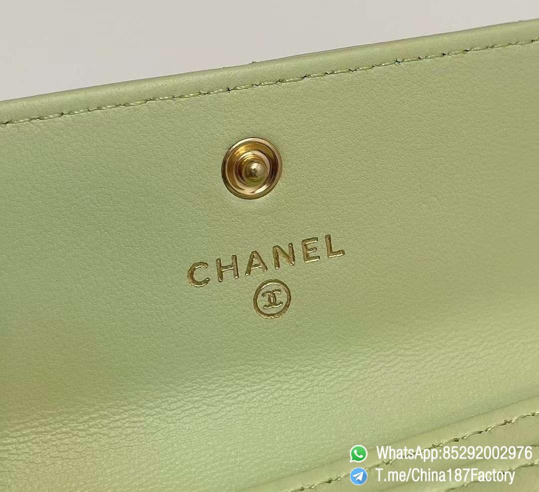 187 Factory Bags Chanel 19 Flap Card Holder Cute Green Shiny Lambskin Gold Tone Metal 08 187 Factory Bags Chanel 19 Flap Card Holder Cute Green Shiny Lambskin Gold Tone Metal 08
