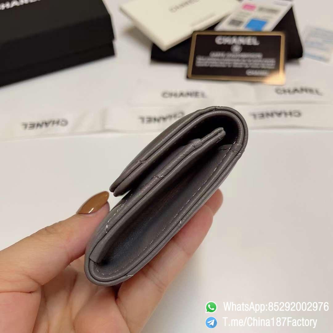 187 Factory Bags Chanel 19 Flap Card Holder Grey Shiny Lambskin Gold Tone Metal 05 187 Factory Bags Chanel 19 Flap Card Holder Grey Shiny Lambskin Gold Tone Metal 05