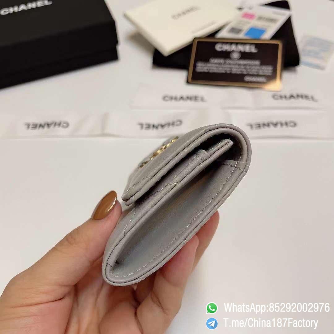 187 Factory Bags Chanel 19 Flap Card Holder Pearl Grey Shiny Lambskin Gold Tone Metal 05 187 Factory Bags Chanel 19 Flap Card Holder Pearl Grey Shiny Lambskin Gold Tone Metal 05