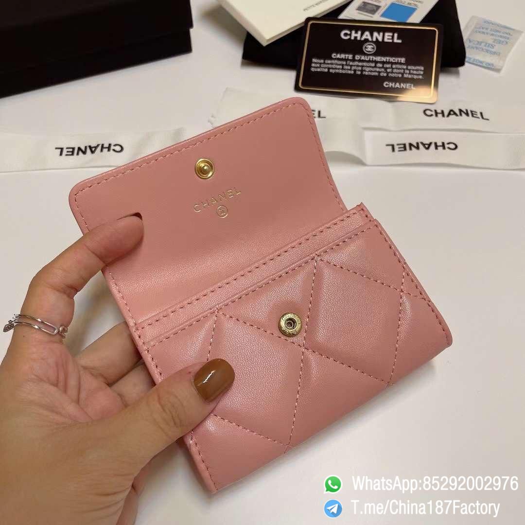 187 Factory Bags Chanel 19 Flap Card Holder Pink Shiny Lambskin Gold Tone Metal 06 187 Factory Bags Chanel 19 Flap Card Holder Pink Shiny Lambskin Gold Tone Metal 06