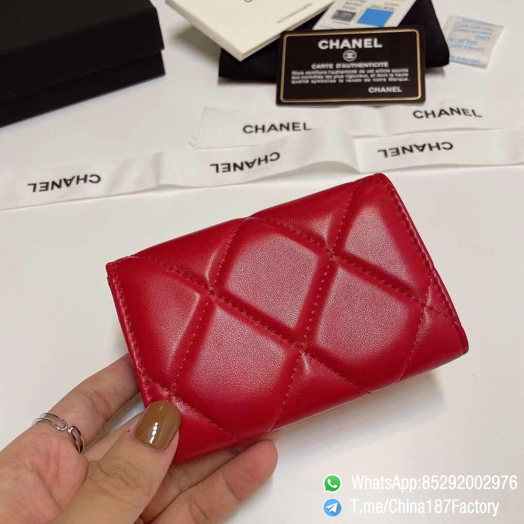 187 Factory Bags Chanel 19 Flap Card Holder Red Shiny Lambskin Gold Tone Metal 03 187 Factory Bags Chanel 19 Flap Card Holder Red Shiny Lambskin Gold Tone Metal 03