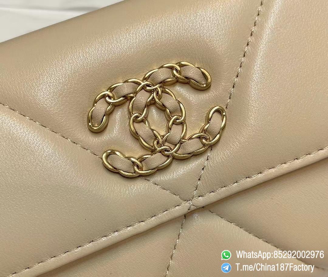 187 Factory Bags Chanel 19 Long Wallet Beige Shiny Lambskin Gold Tone Metal 09 187 Factory Bags Chanel 19 Long Wallet Beige Shiny Lambskin Gold Tone Metal 09