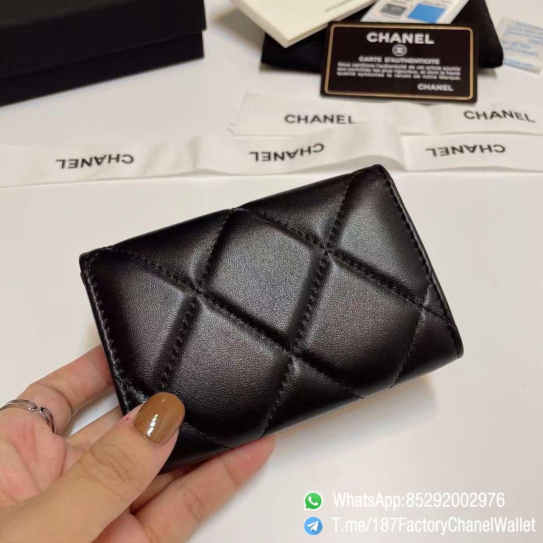 187 Factory Chanel 19 Flap Card Holder Black Shiny Lambskin Silver Tone Ruthenium Finish Metal 04 187 Factory Chanel 19 Flap Card Holder Black Shiny Lambskin Silver Tone Ruthenium Finish Metal 04