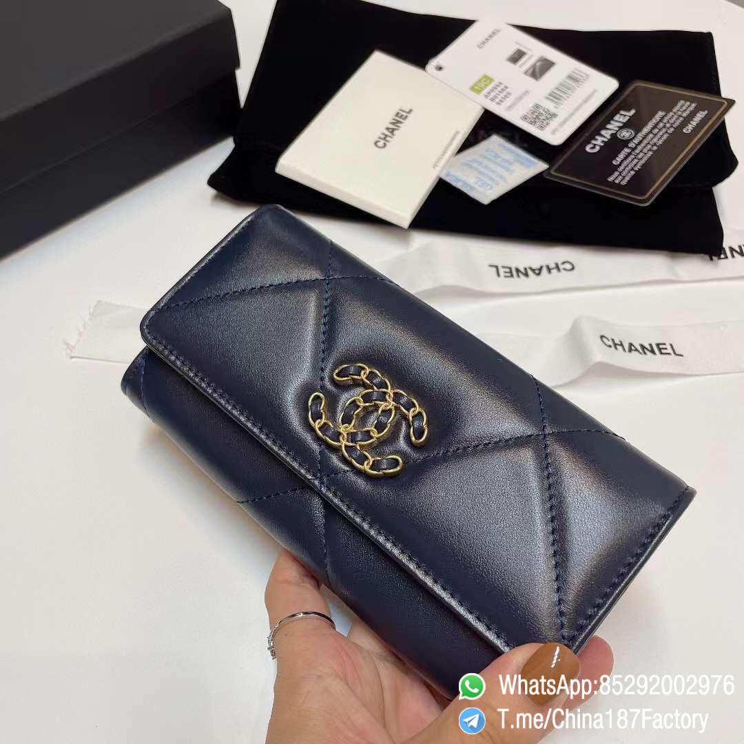 187 Factory Bags Chanel 19 Middle Cambon Wallet Abysse Blue Shiny Lambskin Gold Tone Metal 02 187 Factory Bags Chanel 19 Middle Cambon Wallet Abysse Blue Shiny Lambskin Gold Tone Metal 02