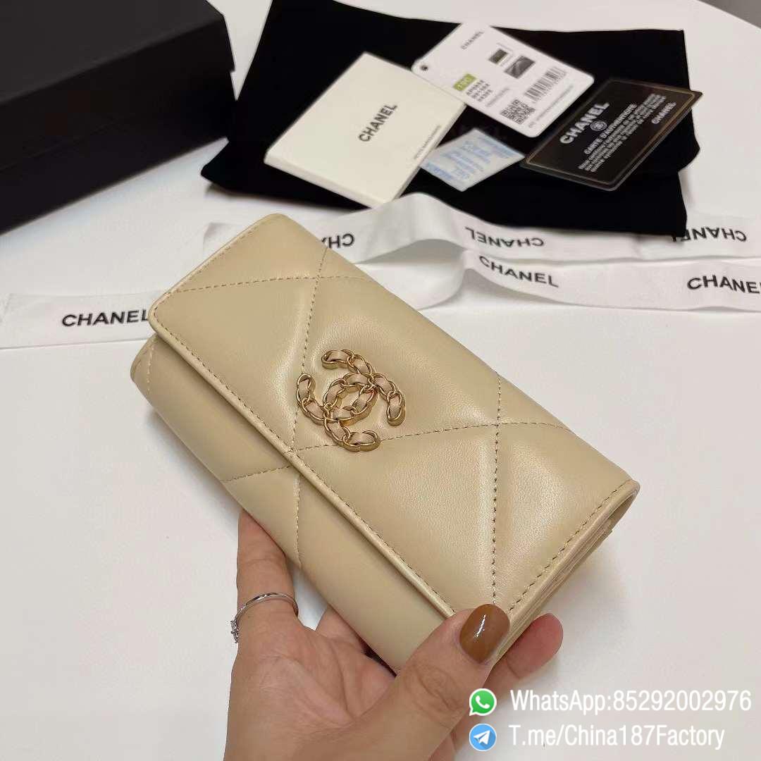 187 Factory Bags Chanel 19 Middle Cambon Wallet Beige Shiny Lambskin Gold Tone Metal 02 187 Factory Bags Chanel 19 Middle Cambon Wallet Beige Shiny Lambskin Gold Tone Metal 02