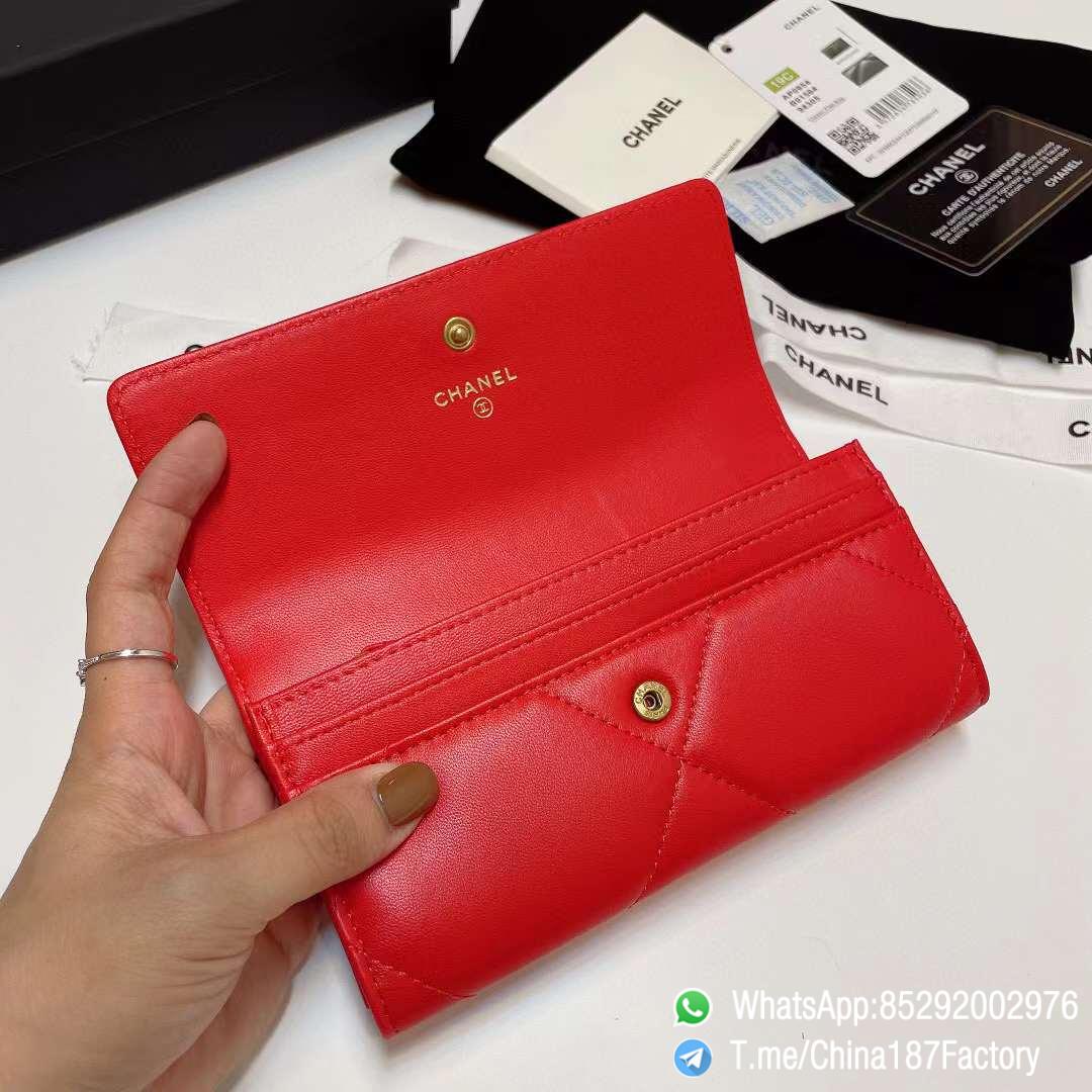 187 Factory Bags Chanel 19 Middle Cambon Wallet Bright Red Shiny Lambskin Gold Tone Metal 06 187 Factory Bags Chanel 19 Middle Cambon Wallet Bright Red Shiny Lambskin Gold Tone Metal 06