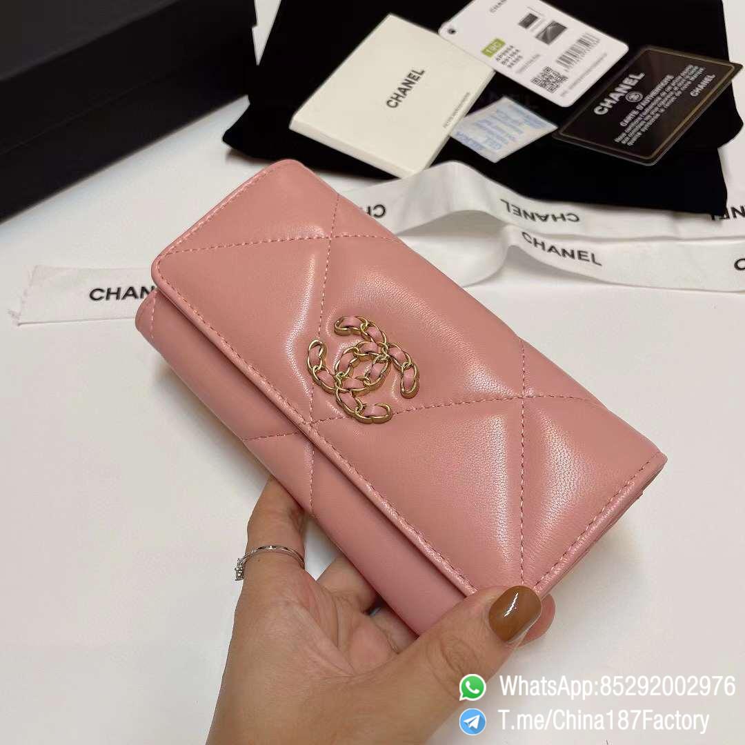 187 Factory Bags Chanel 19 Middle Cambon Wallet Pink Shiny Lambskin Gold Tone Metal 02 187 Factory Bags Chanel 19 Middle Cambon Wallet Pink Shiny Lambskin Gold Tone Metal 02