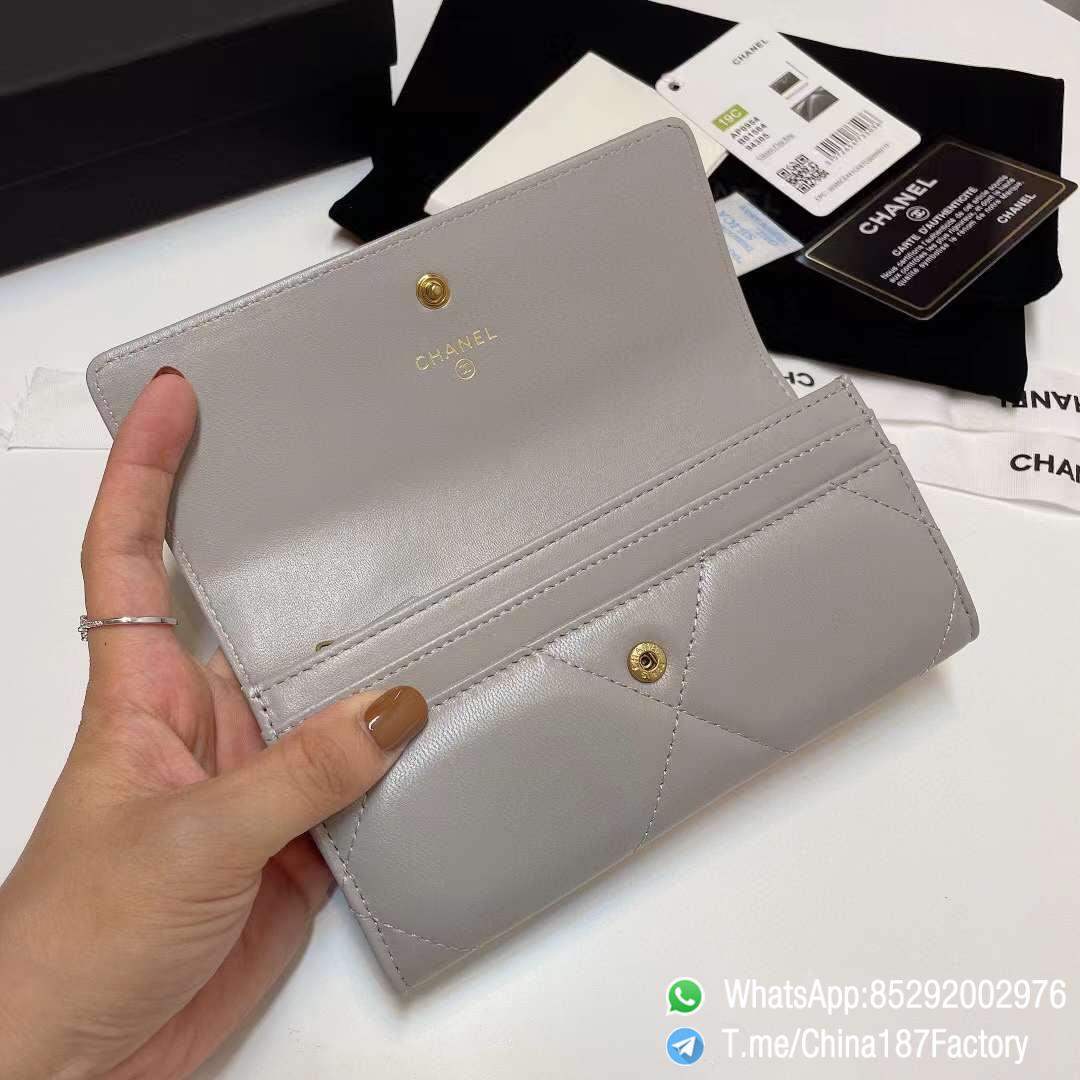 187 Factory Bags Chanel 19 Middle Pearl Gray Snap Fastener Black Shiny Lambskin Gold Tone Metal 06 187 Factory Bags Chanel 19 Middle Pearl Gray Snap Fastener Black Shiny Lambskin Gold Tone Metal 06