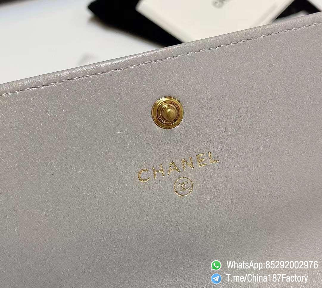187 Factory Bags Chanel 19 Middle Pearl Gray Snap Fastener Black Shiny Lambskin Gold Tone Metal 08 187 Factory Bags Chanel 19 Middle Pearl Gray Snap Fastener Black Shiny Lambskin Gold Tone Metal 08