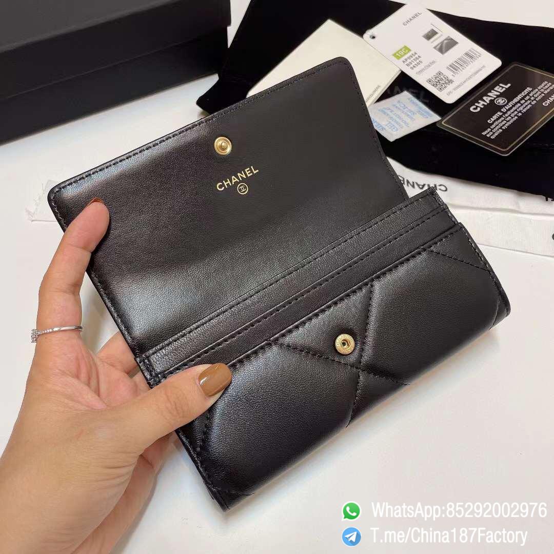 187 Factory Bags Chanel 19 Middle Wallet Snap Fastener Black Shiny Lambskin Gold Tone Metal 06 187 Factory Bags Chanel 19 Middle Wallet Snap Fastener Black Shiny Lambskin Gold Tone Metal 06