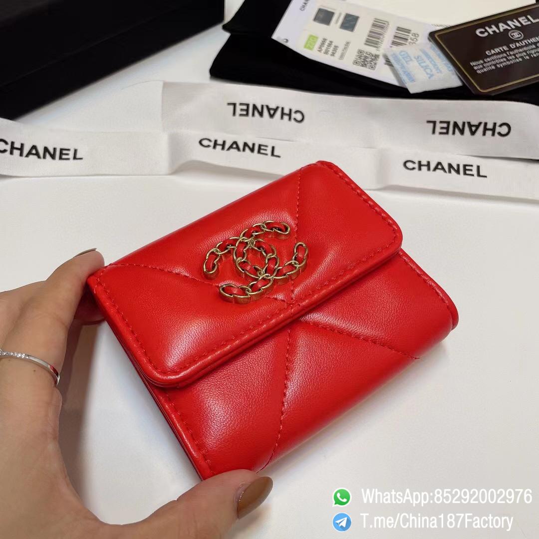 187 Factory Bags Chanel 19 Mini Three Fold Wallet Bright Red Shiny Lambskin Gold Tone Metal 04 187 Factory Bags Chanel 19 Mini Three Fold Wallet Bright Red Shiny Lambskin Gold Tone Metal 04