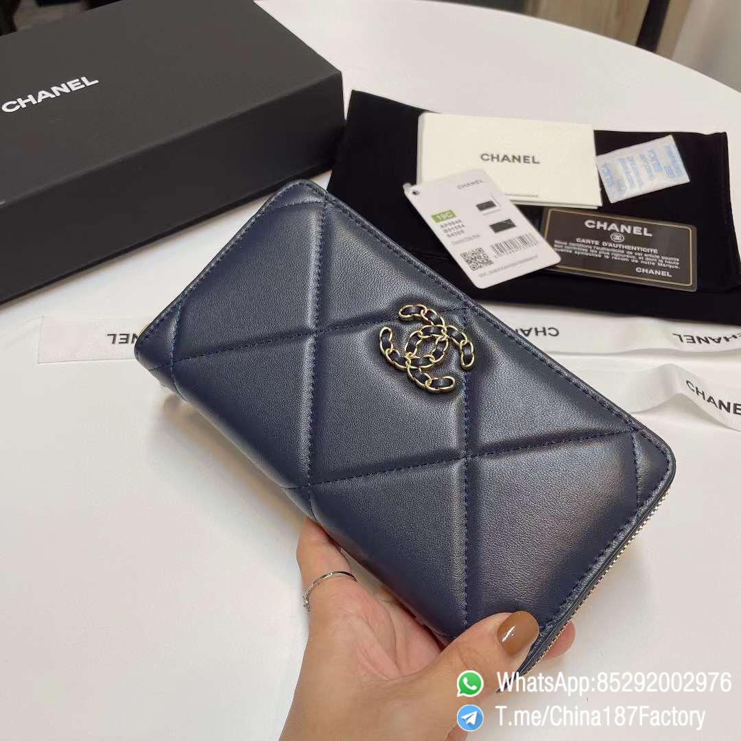 187 Factory Bags Chanel 19 Zipped Long Wallet Abysse Blue Shiny Lambskin Gold Tone Metal 02 187 Factory Bags Chanel 19 Zipped Long Wallet Abysse Blue Shiny Lambskin Gold Tone Metal 02