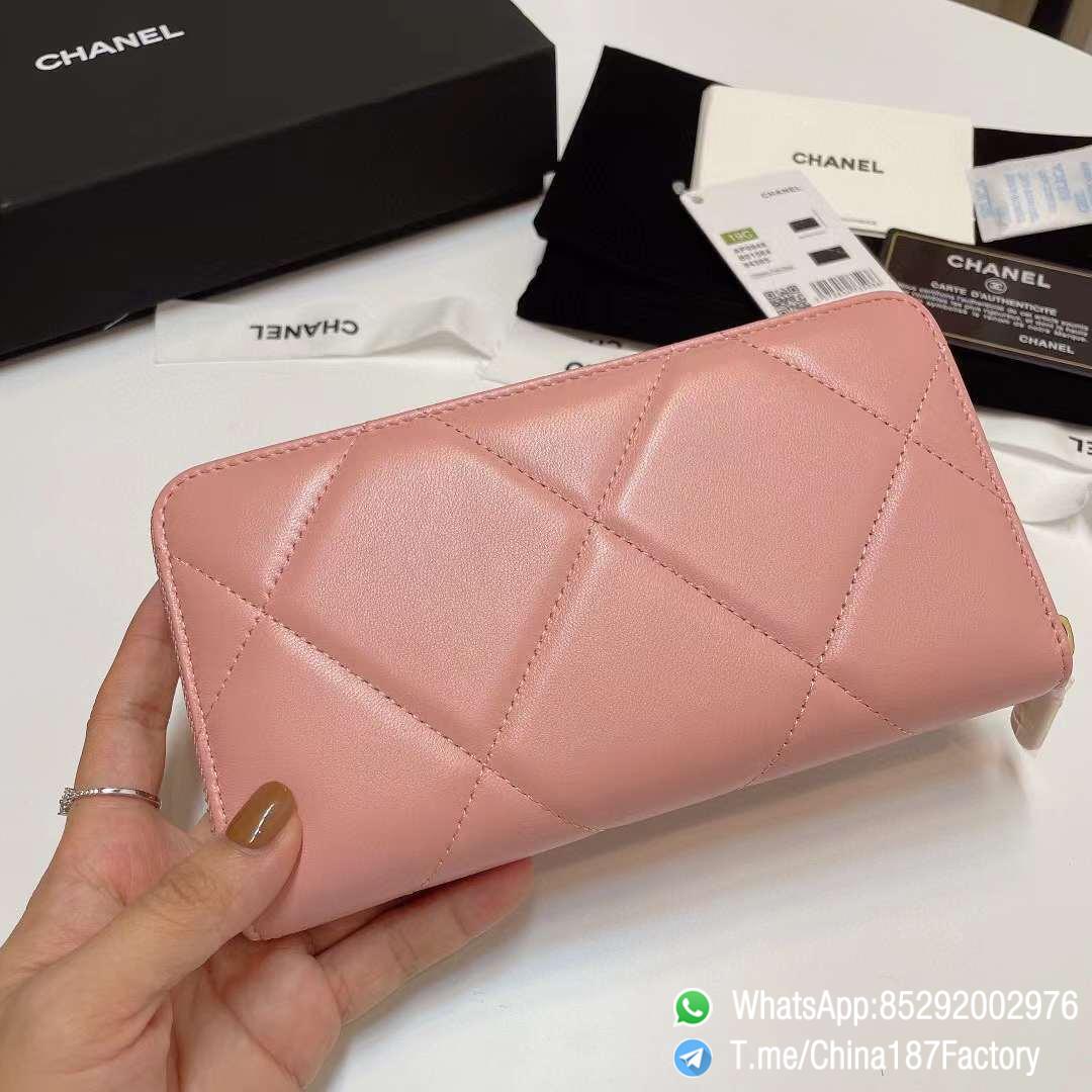 187 Factory Bags Chanel 19 Zipped Long Wallet Pink Shiny Lambskin Gold Tone Metal 03 187 Factory Bags Chanel 19 Zipped Long Wallet Pink Shiny Lambskin Gold Tone Metal 03
