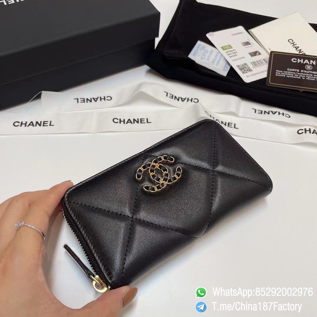 187 Factory Bags Chanel 19 Zipped Middle Wallet Black Shiny Lambskin Gold Tone Metal 04 187 Factory Bags Chanel 19 Zipped Middle Wallet Black Shiny Lambskin Gold Tone Metal 04