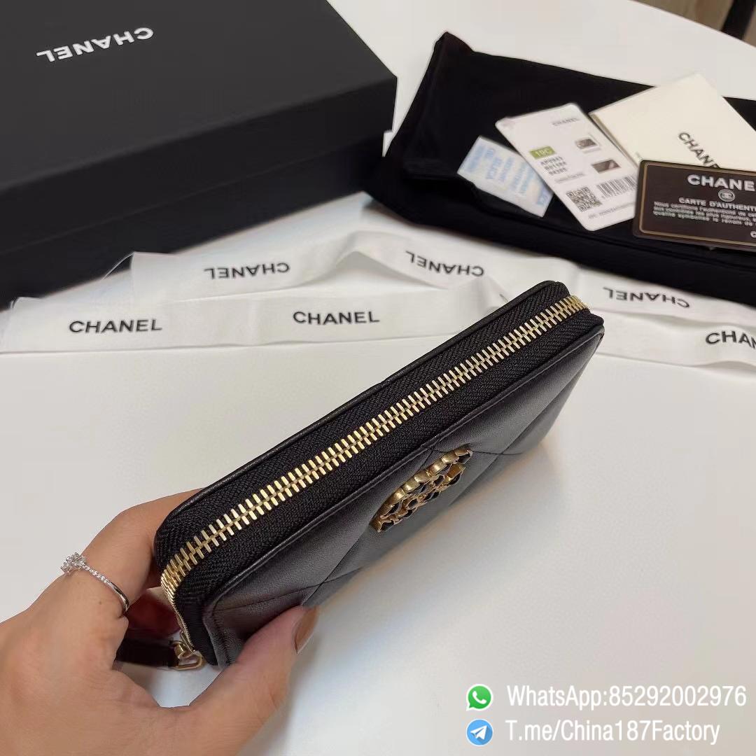 187 Factory Bags Chanel 19 Zipped Middle Wallet Black Shiny Lambskin Gold Tone Metal 05 187 Factory Bags Chanel 19 Zipped Middle Wallet Black Shiny Lambskin Gold Tone Metal 05