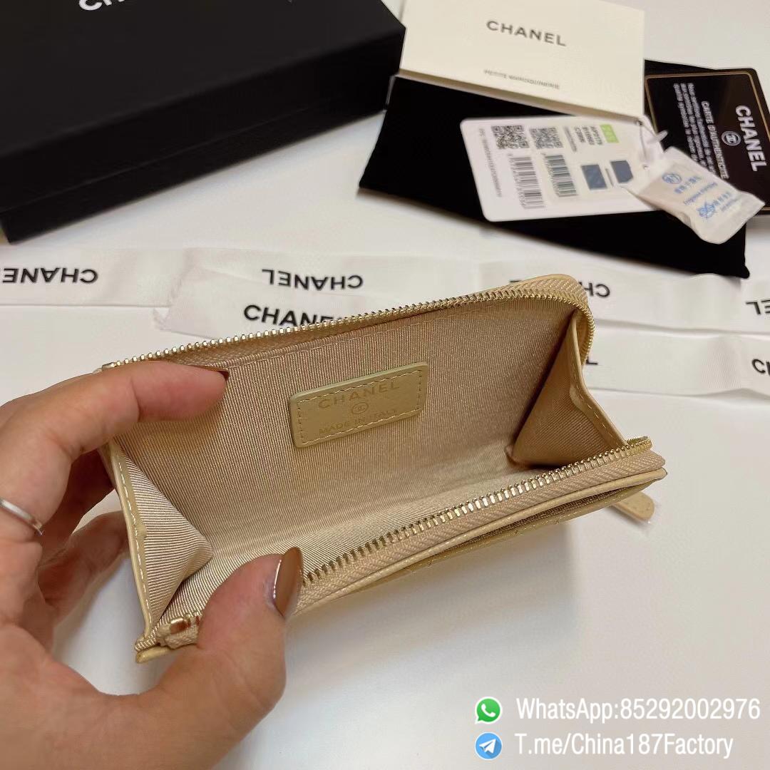 187 Factory Bags Chanel Classic Zipped Coin Purse with Card Slots Beige Grained Shiny Lambskin Gold Tone Metal 08 187 Factory Bags Chanel Classic Zipped Coin Purse with Card Slots Beige Grained Shiny Lambskin Gold Tone Metal 08