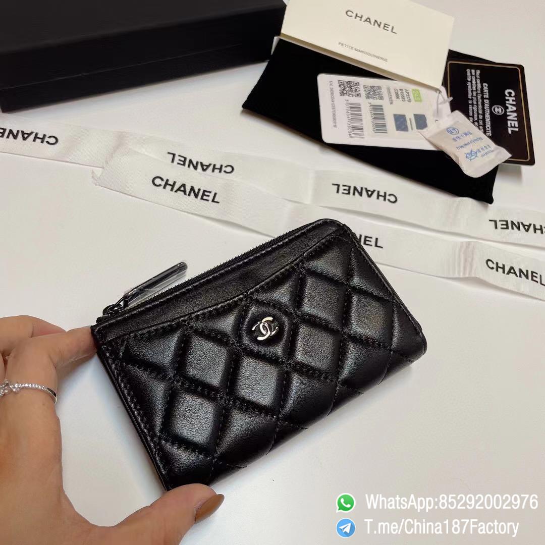 187 Factory Bags Chanel Classic Zipped Coin Purse with Card Slots Black Shiny Lambskin Black Tone Metal 03 187 Factory Bags Chanel Classic Zipped Coin Purse with Card Slots Black Shiny Lambskin Black Tone Metal 03