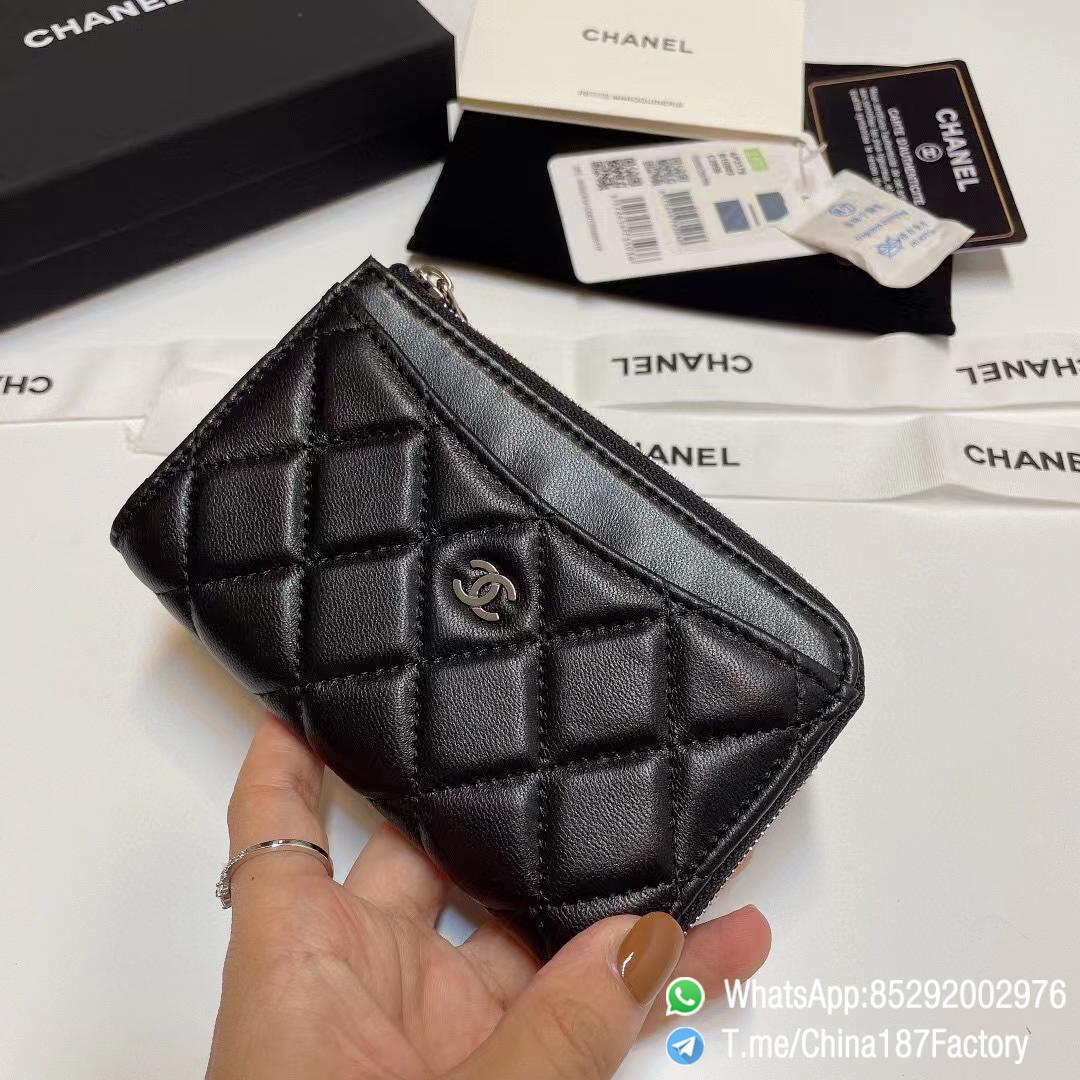 187 Factory Bags Chanel Classic Zipped Coin Purse with Card Slots Black Shiny Lambskin Silver Tone Metal 02 187 Factory Bags Chanel Classic Zipped Coin Purse with Card Slots Black Shiny Lambskin Silver Tone Metal 02