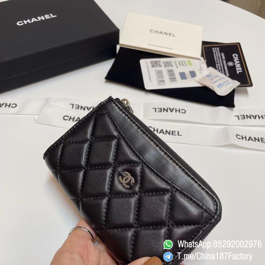 187 Factory Bags Chanel Classic Zipped Coin Purse with Card Slots Black Shiny Lambskin Silver Tone Metal 04 187 Factory Bags Chanel Classic Zipped Coin Purse with Card Slots Black Shiny Lambskin Silver Tone Metal 04